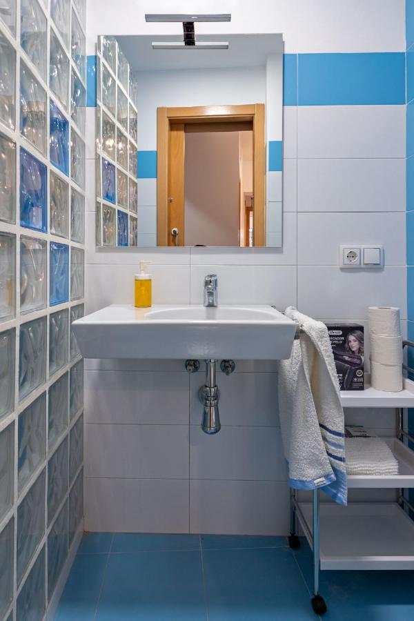 Apartament San Vicente Apartamento, 5 Pax, Centro Historico